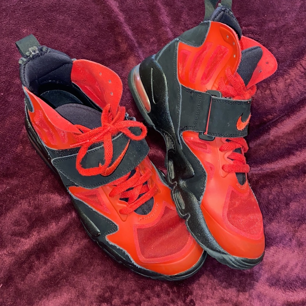 ❤️🖤 Nike Air Max 2 Shoes❤️🖤